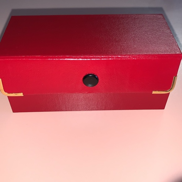 Jewelry Set with Box - Picture 4 of 4